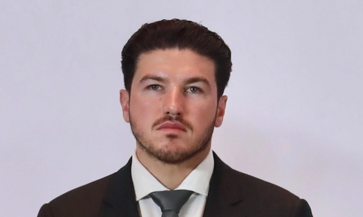 POLÍTICA _ PERSONAJE 03