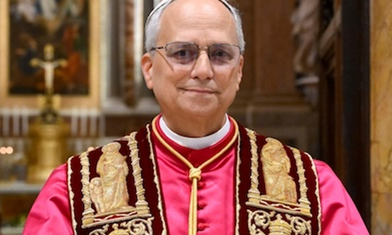 Invitación papal Sheinbaum conversa con León XIV