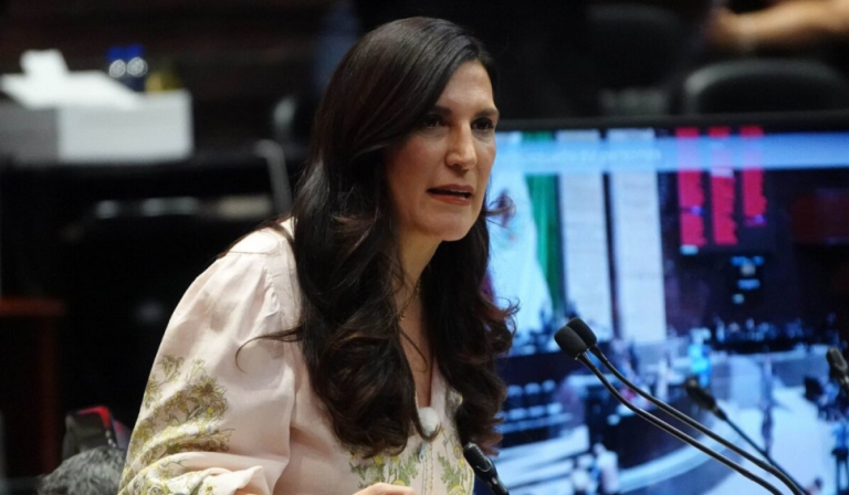 Kenia López Promete debate plural sobre reforma