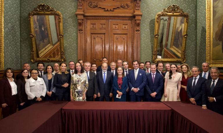 Claudia Sheinbaum Revisa con empresarios el Plan México