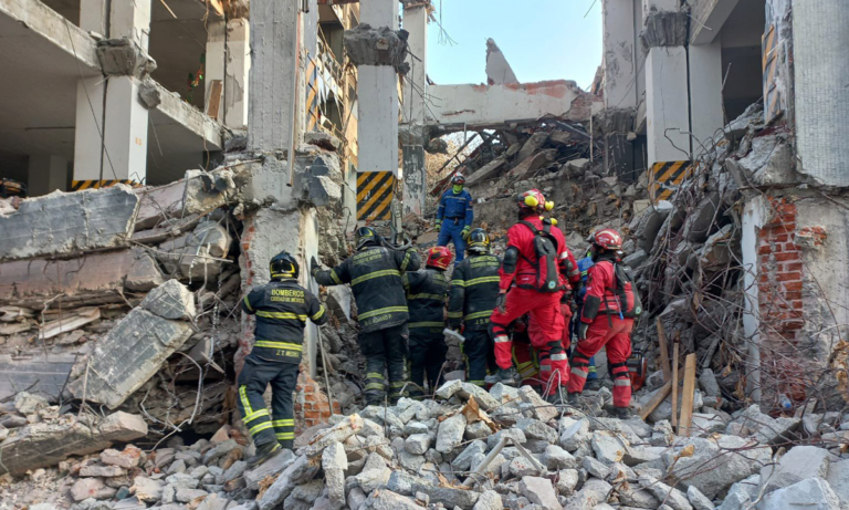 Demolición irregular Colapso dejó tres trabajadores muertos