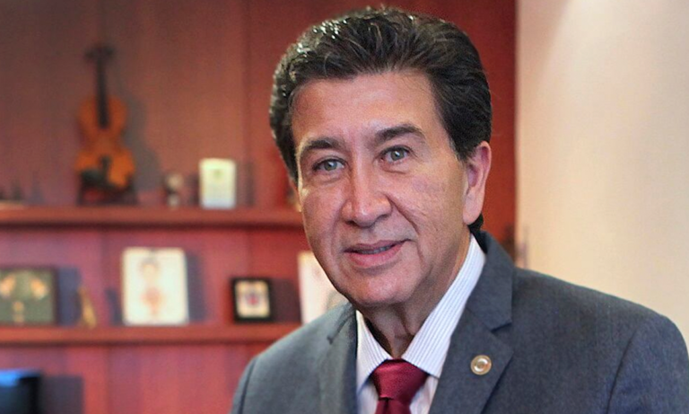 Héctor Yunes Renuncia al PRI y acusa control interno