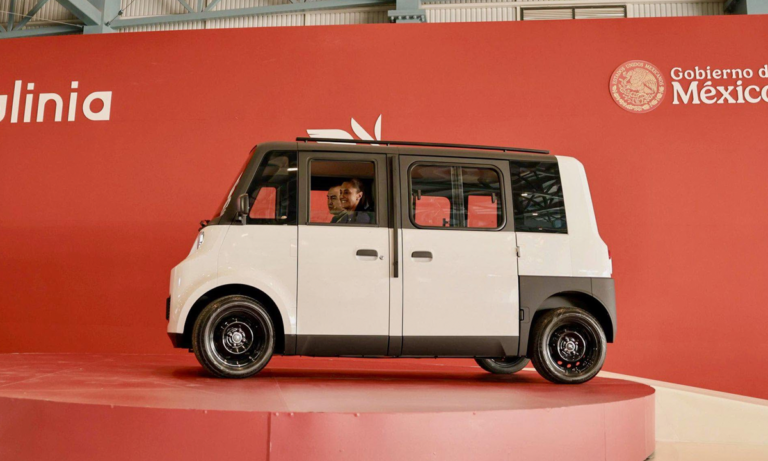 Olinia Reemplaza Buscan sustituir mototaxis con auto eléctrico