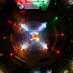 Fiesta tricolor Más de un millón celebró pase de México