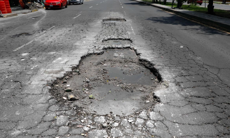 Bacheo pendiente CDMX mantiene miles de solicitudes sin atender